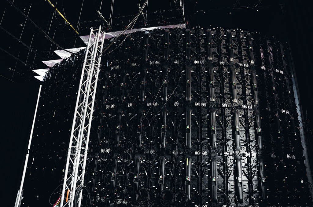 Exterior paneling on the 100-foot-wide LED volume at Vū Productions’ virtual production studio in Tampa, Florida. (Image courtesy of Vū Studio)