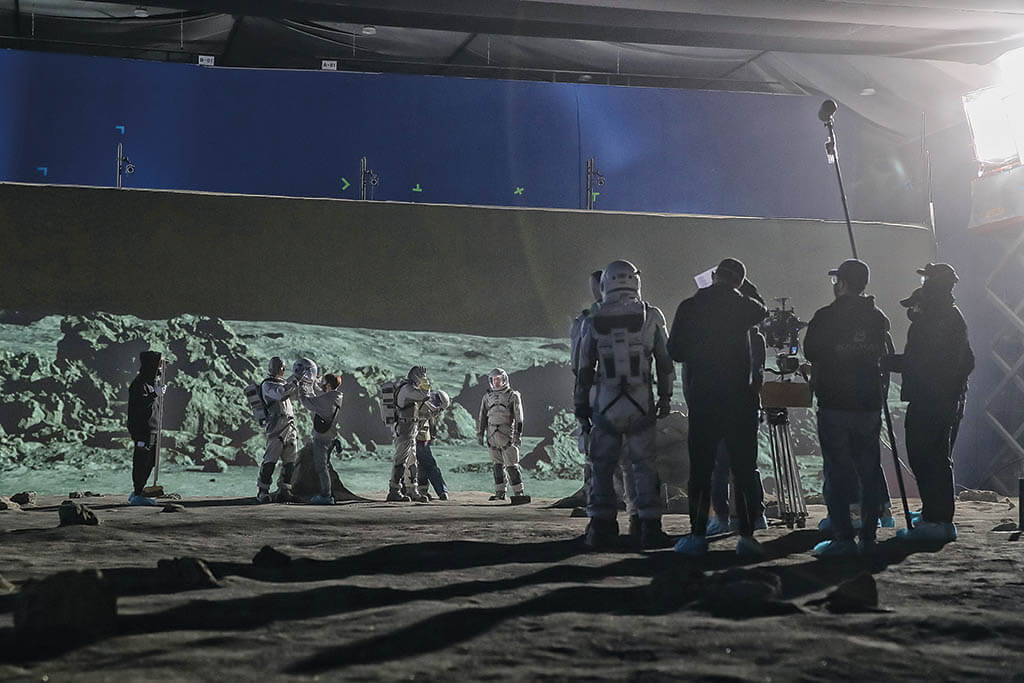No practical location could be found for the Moon, so a set and LED wall were utilized for The Silent Sea. (Image courtesy of Netflix)