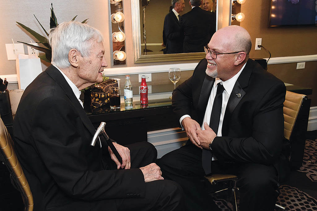 Mike Chambers reunites with former employer and mentor Roger Corman backstage at the 17th VES Awards.(Photo courtesy of the VES)