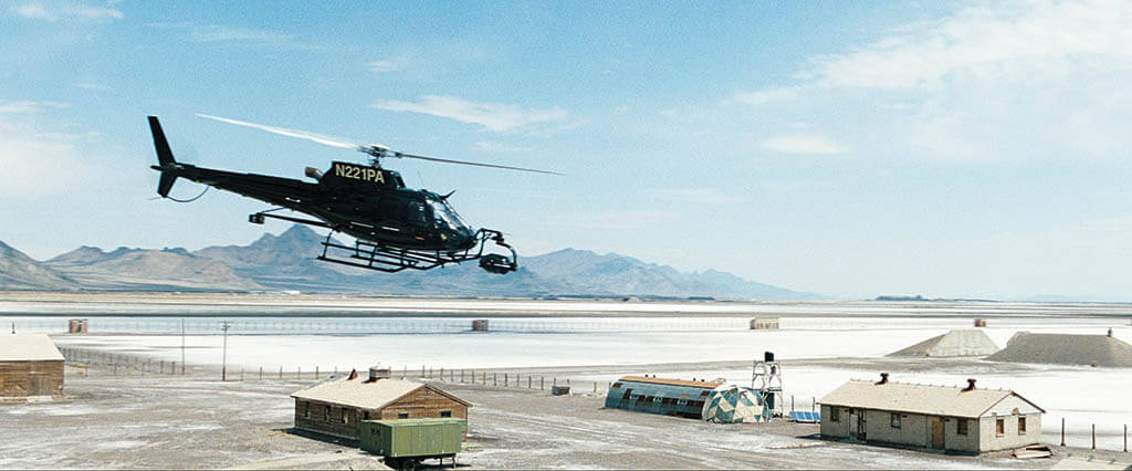 Production Designer Howard Cummings and the production team built the interior buck of the Vertibird. RISE FX worked on all the Vertibird shots.