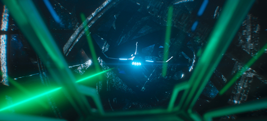 USS Callister flies into the game engine while pursued by other Infinity players. 